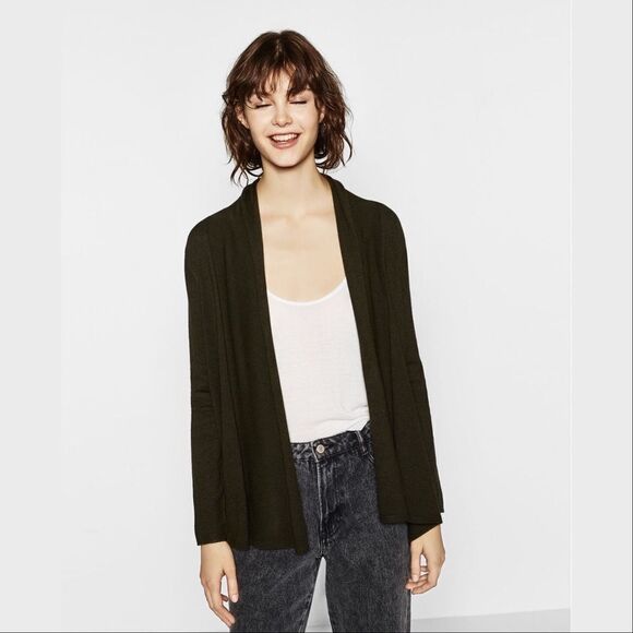 ✨ZARA DRAPED NECK CARDIGAN✨ - Picture 2 of 5